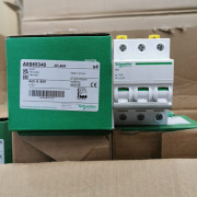 施耐德 Schneider Electric 3P AI